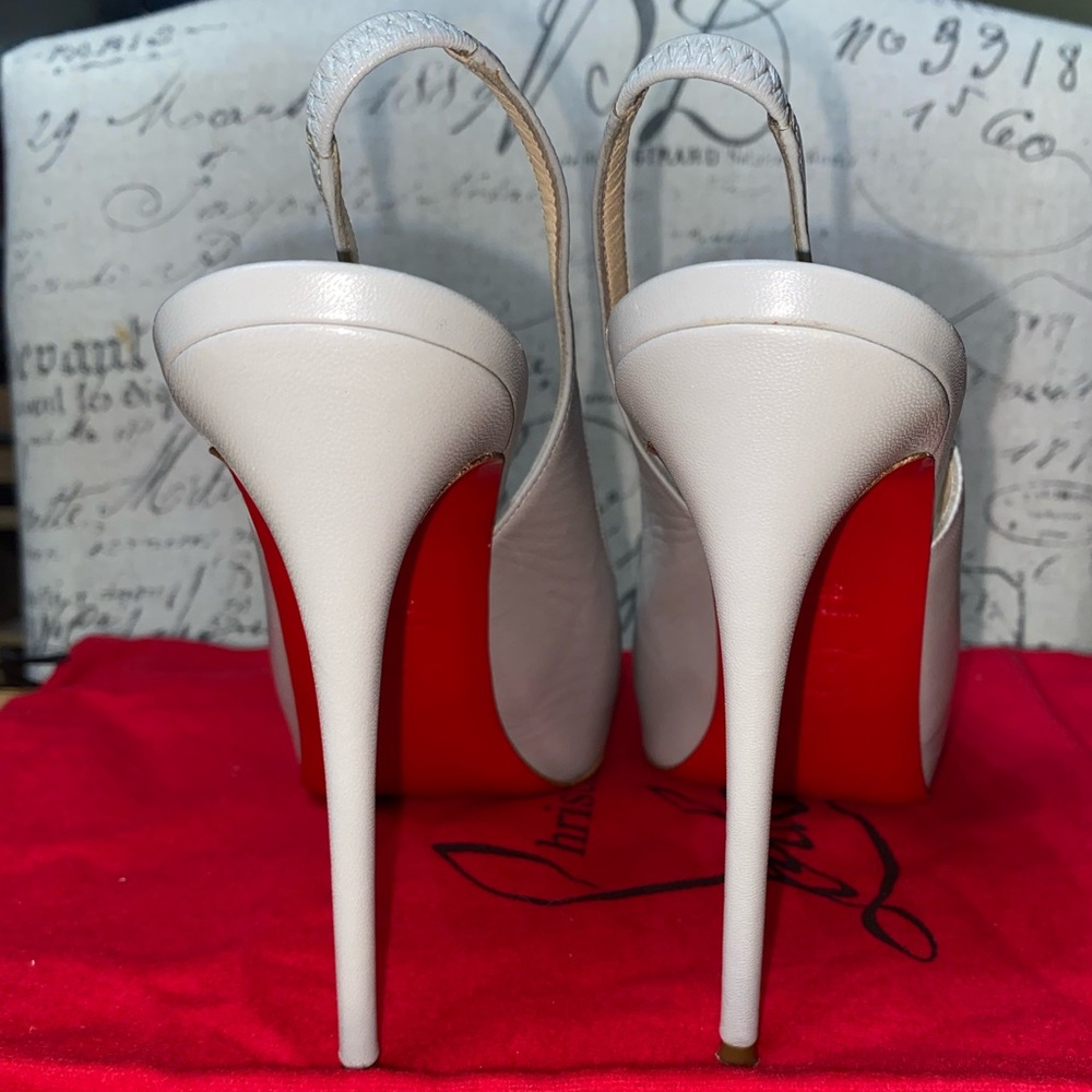 CHRISTIAN LOUBOUTIN - Picture 5 of 12
